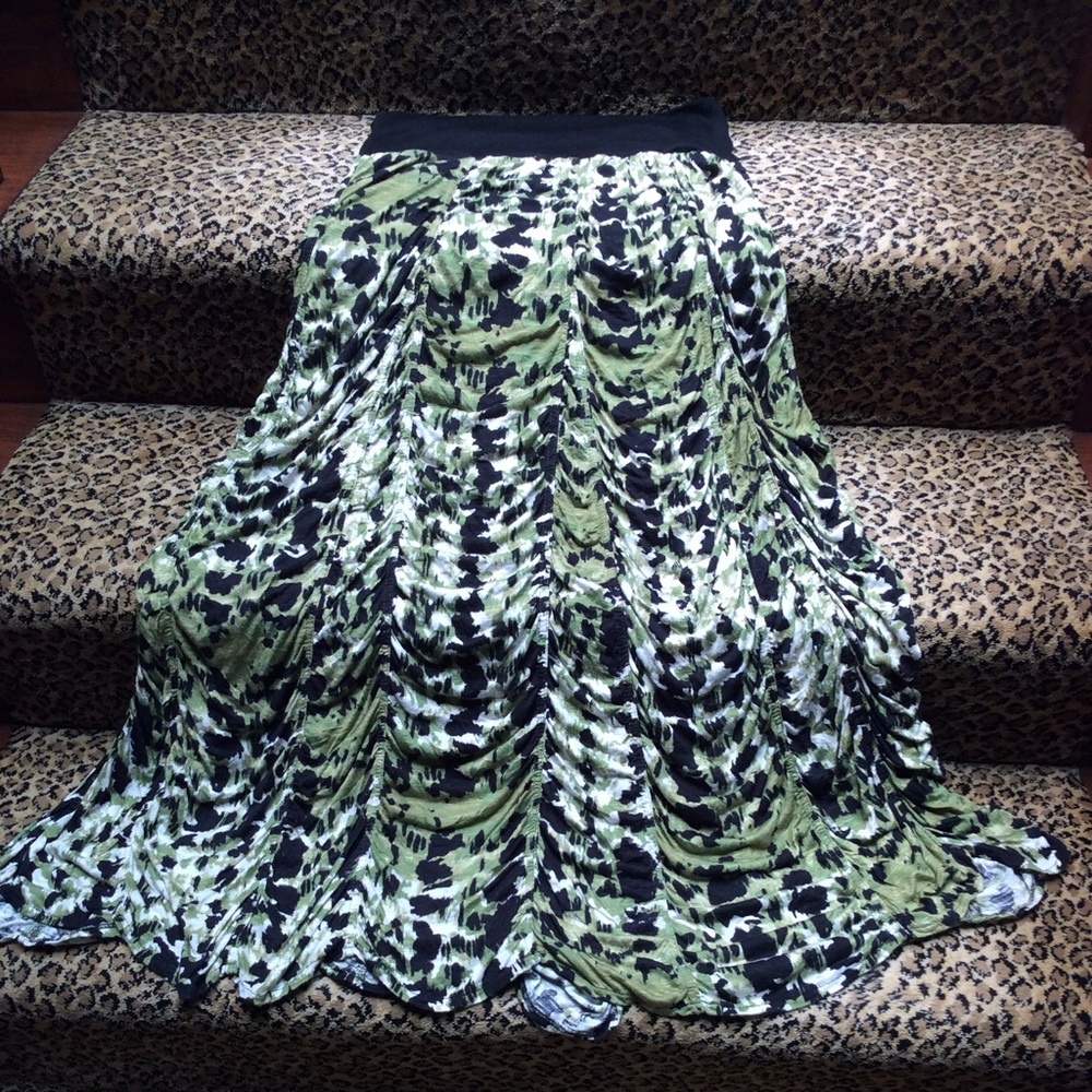 Boutique  XCVI style skirt